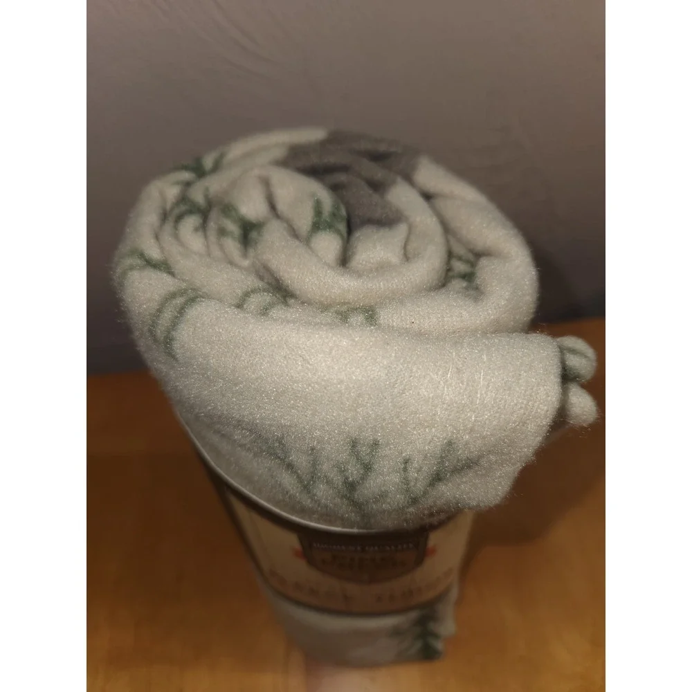 Pine Creek Fleece Throw Blanket 46 x 63 Forest Animals-Green‎ Christmas New